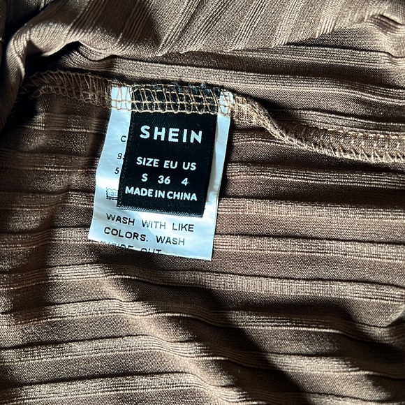 Halter Bodycon Dress - Picture 4 of 4